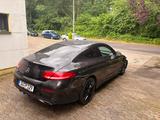 Mercedes-Benz C 180 Autom. - - Sportwagen mit Unfallschaden