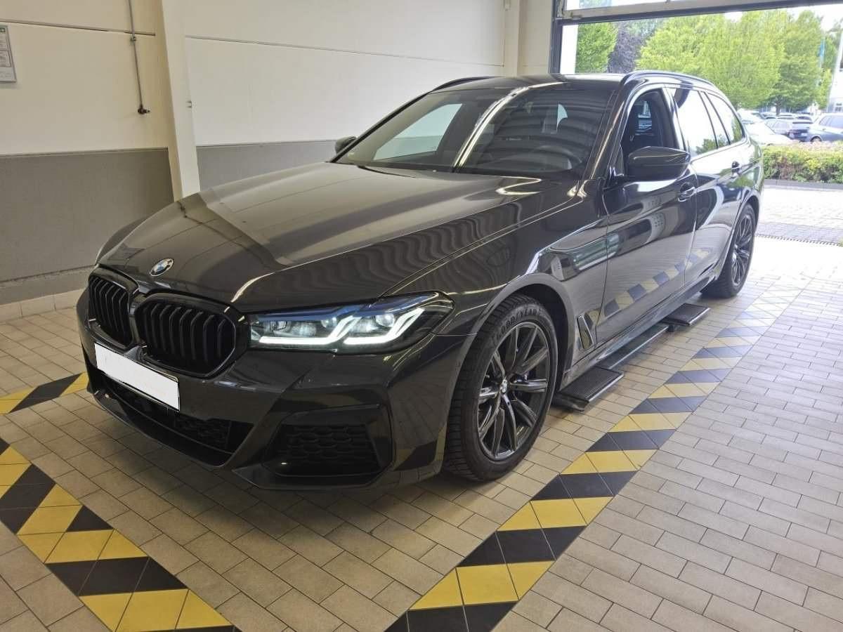 BMW 530d xDrive M Sportpaket PRO Massage/Laser/19"