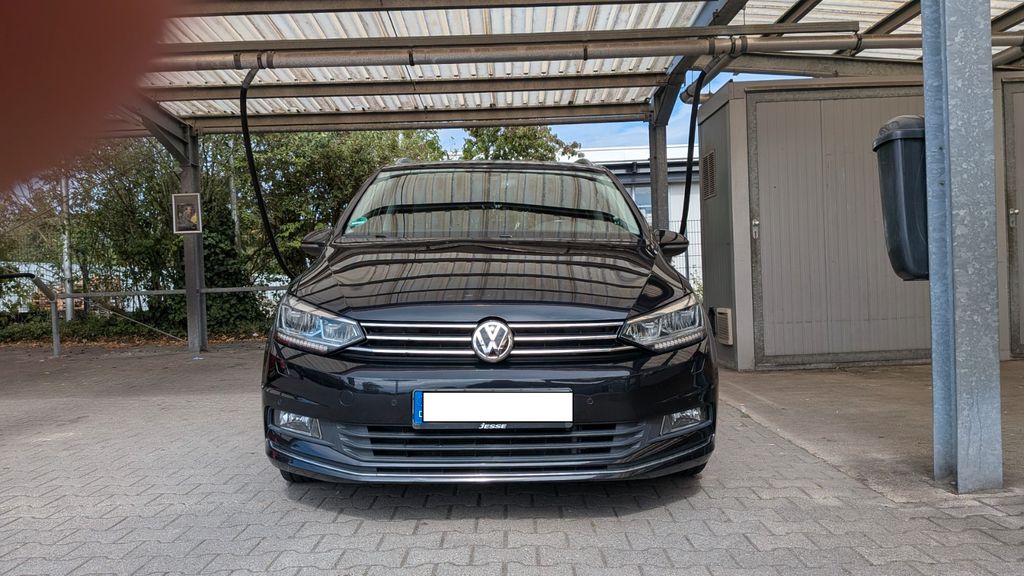 Image of Volkswagen Touran