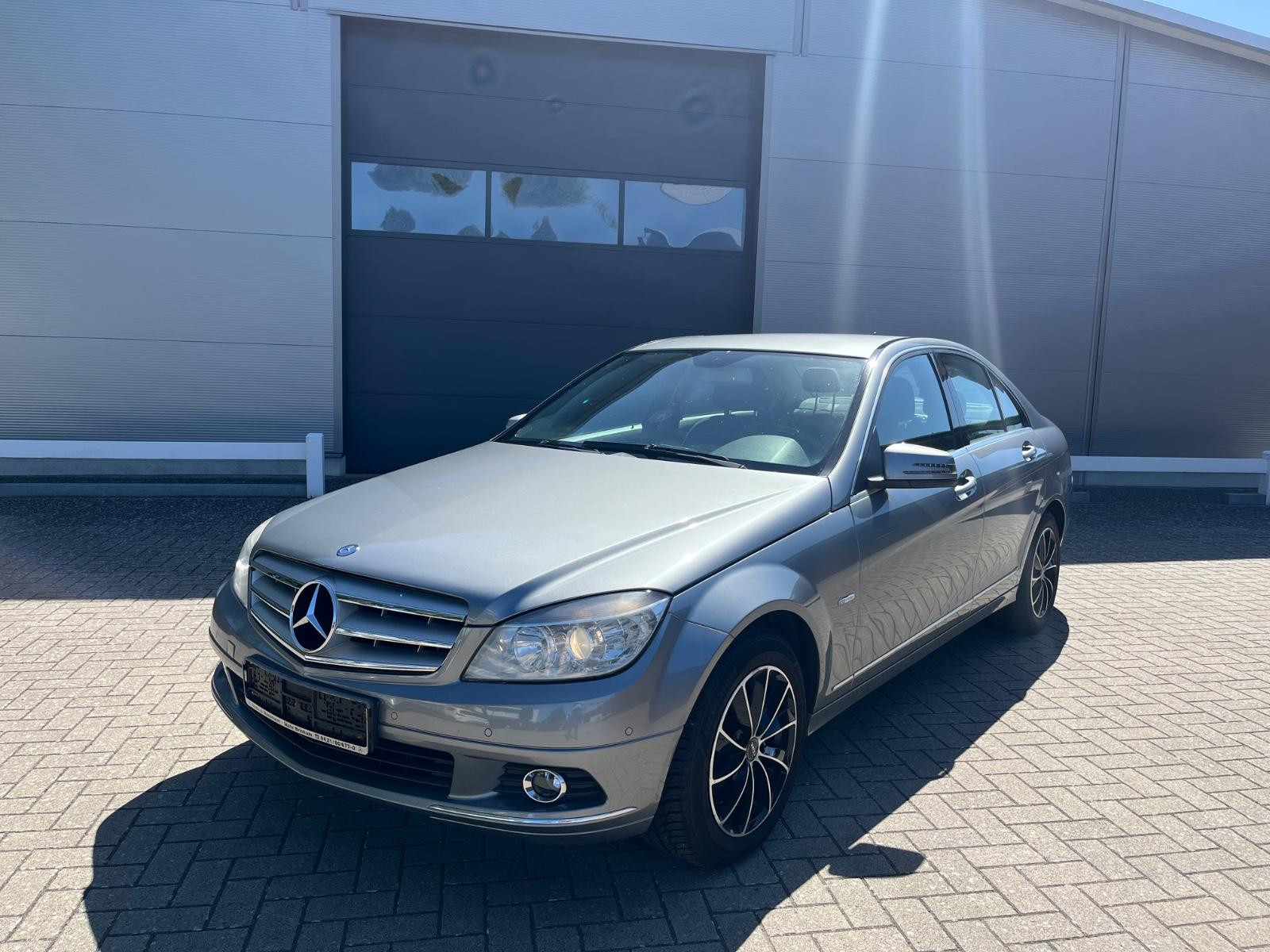 Mercedes-Benz C 180 C Limousine 1,6 AHK+SHZ