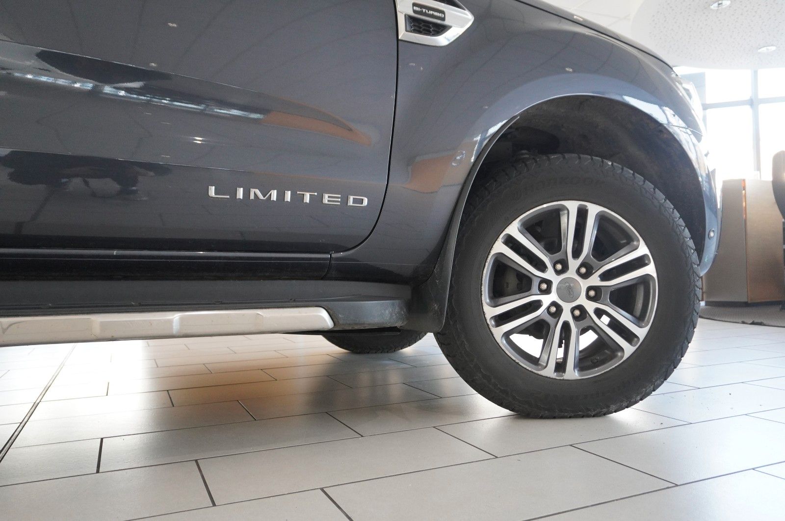 Fahrzeugabbildung Ford Ranger 2.0D LIMITED 4X4 EXTRA NAVI/LED/LEDER/AHK
