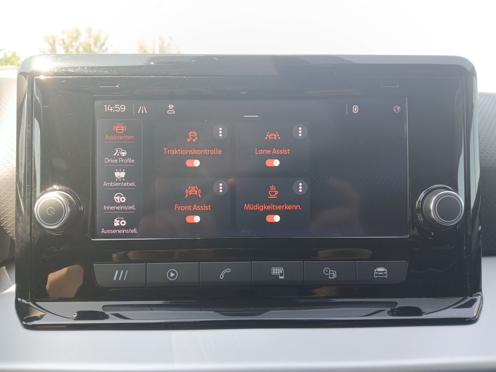 Fahrzeugabbildung SEAT Arona TSI FR-Line LED AID GRA PDC SH LM