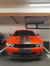 Dodge Challenger - Dodge Challenger: Orange