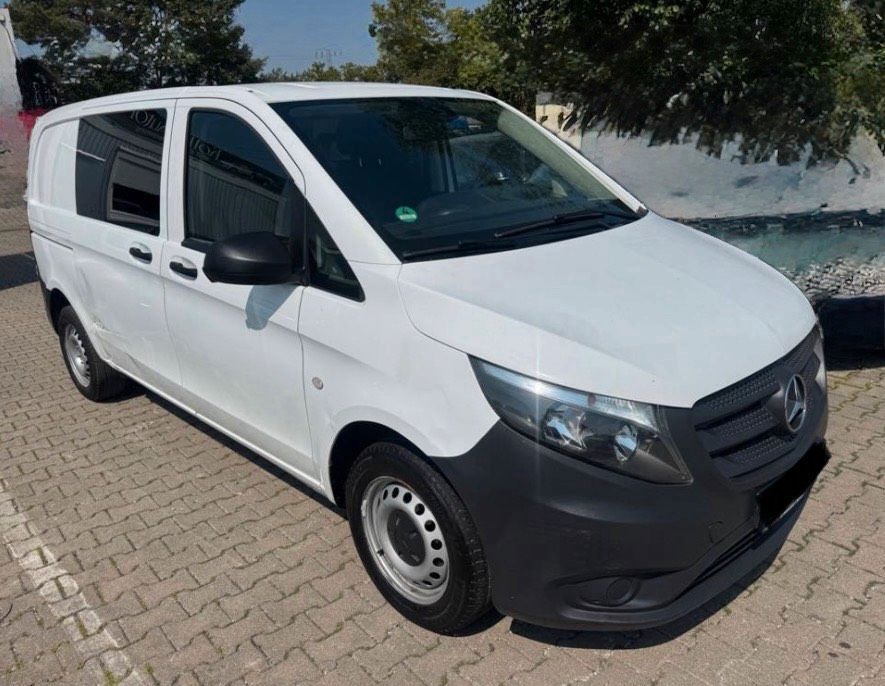 Image of Mercedes-Benz Vito
