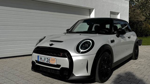 MINI Cooper S Classic + Kamera + Leder + LED + Komf.