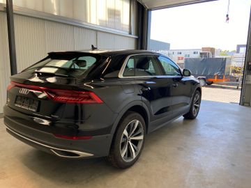Audi Q8 - 4
