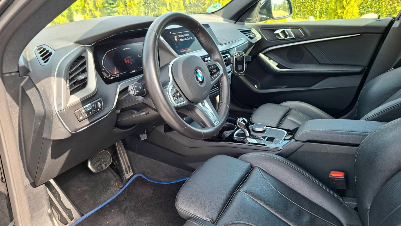 BMW Vollpaket M235i xDrive Gran Coupé Panorama
