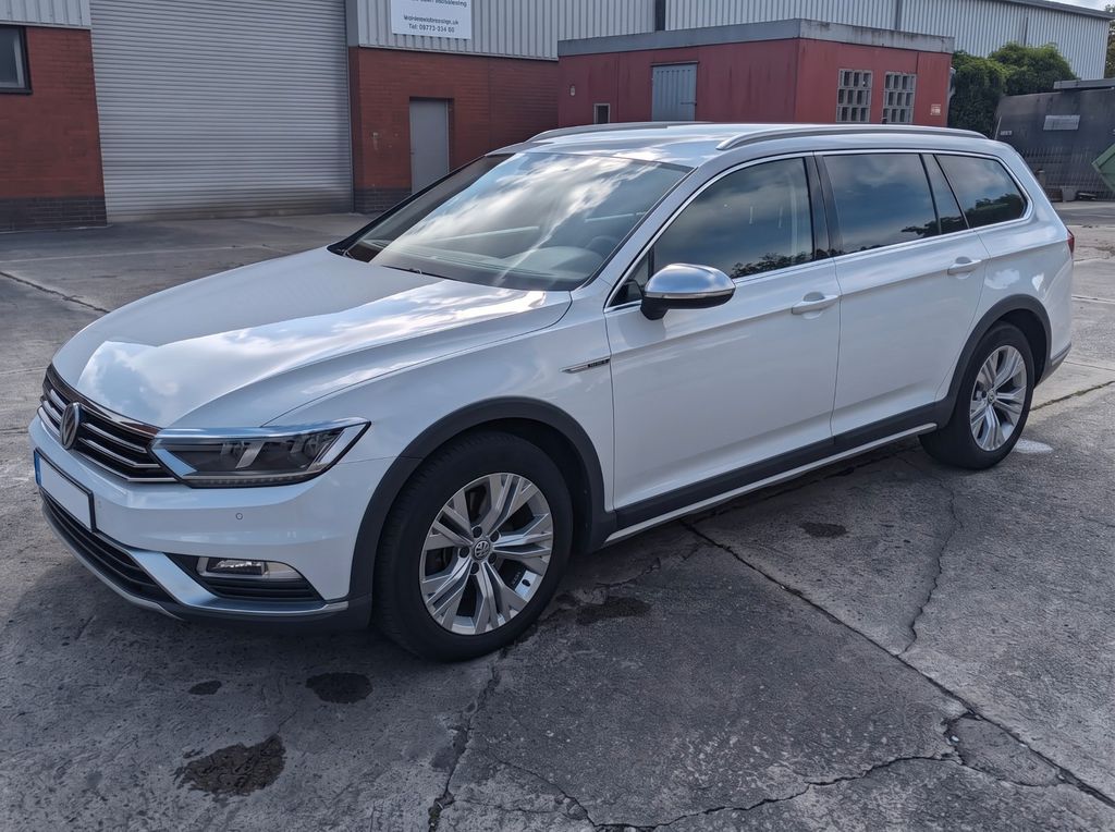 Image of Volkswagen Passat Alltrack
