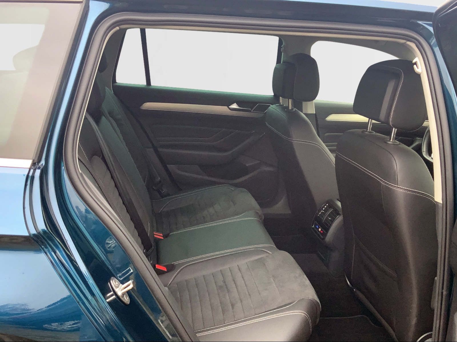 Passat Var 2.0 TDI Ele, RFK,NAV,MATRIX,SHZ.