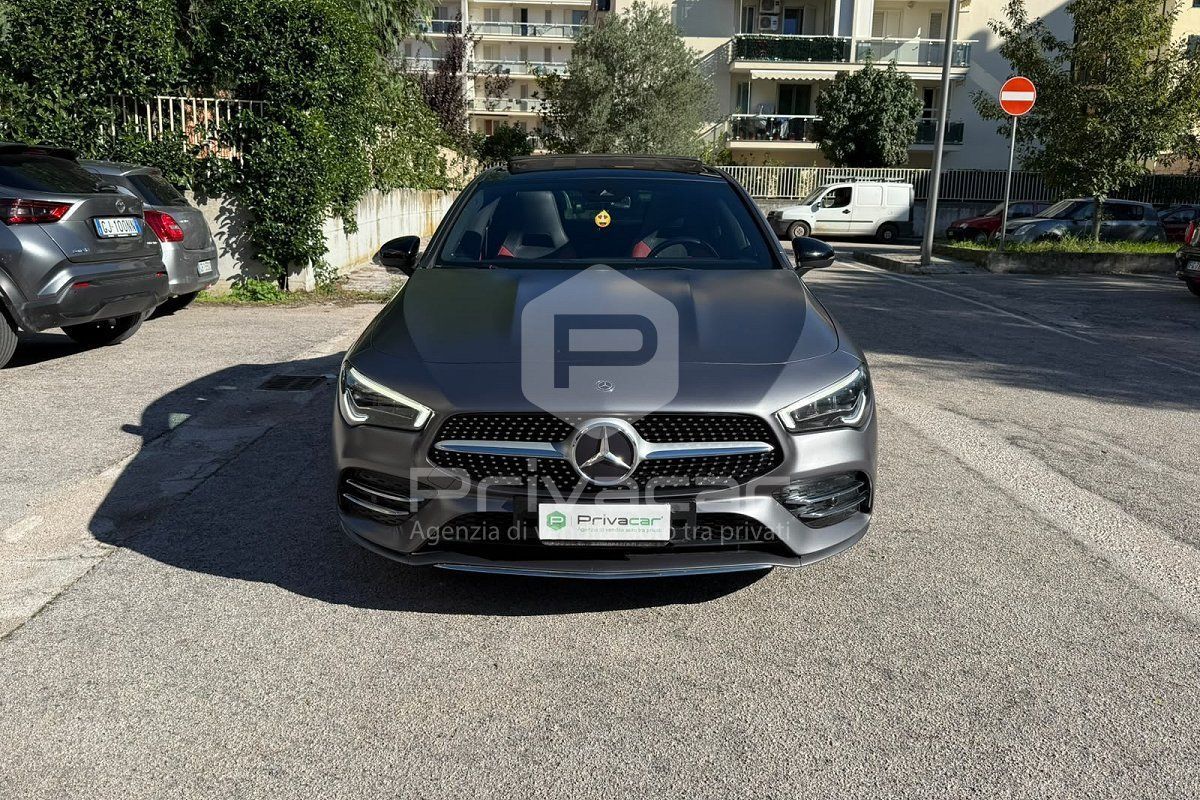Mercedes-Benz MERCEDES CLA 180 d Automatic Premium imagem 2