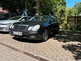 Mercedes-Benz Mercedes Benz E 220 CDI - Mercedes-Benz E 220 aus 2009: Cdi
