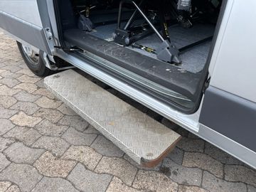 Fahrzeugabbildung Fiat Ducato 150 L1H1 9 Sitze Rollstuhlrampe Klima uvm