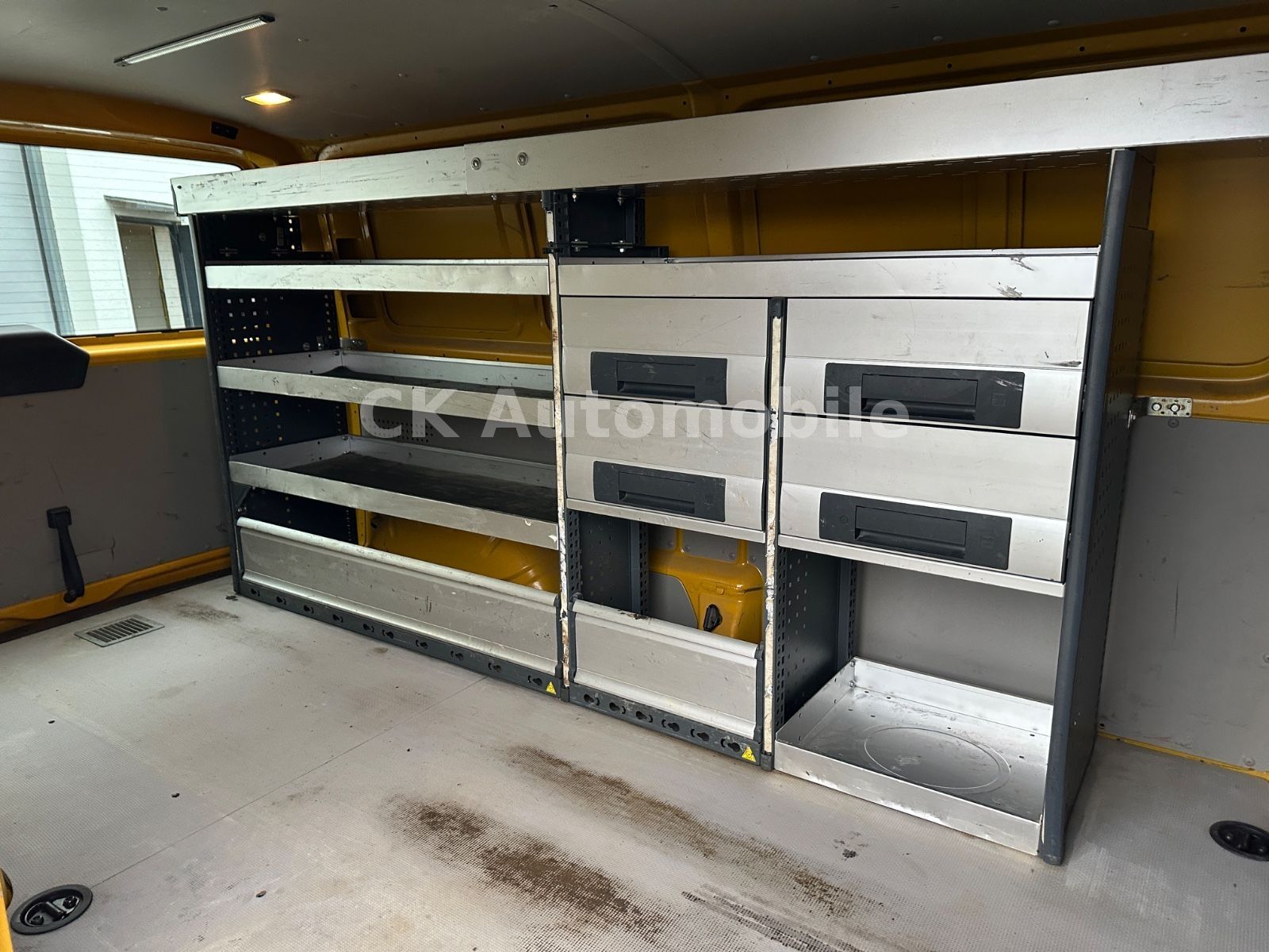 Fahrzeugabbildung Volkswagen T6 Transporter Kasten lang 2.0TDI/Klima/AHK 2.5T