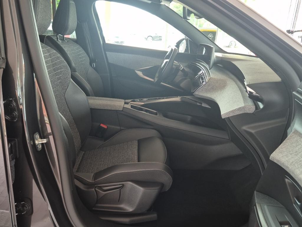 Peugeot 5008 Hybrid Allure AT 7 Sitze Shz Navi Kamera 36, миниатюра 12