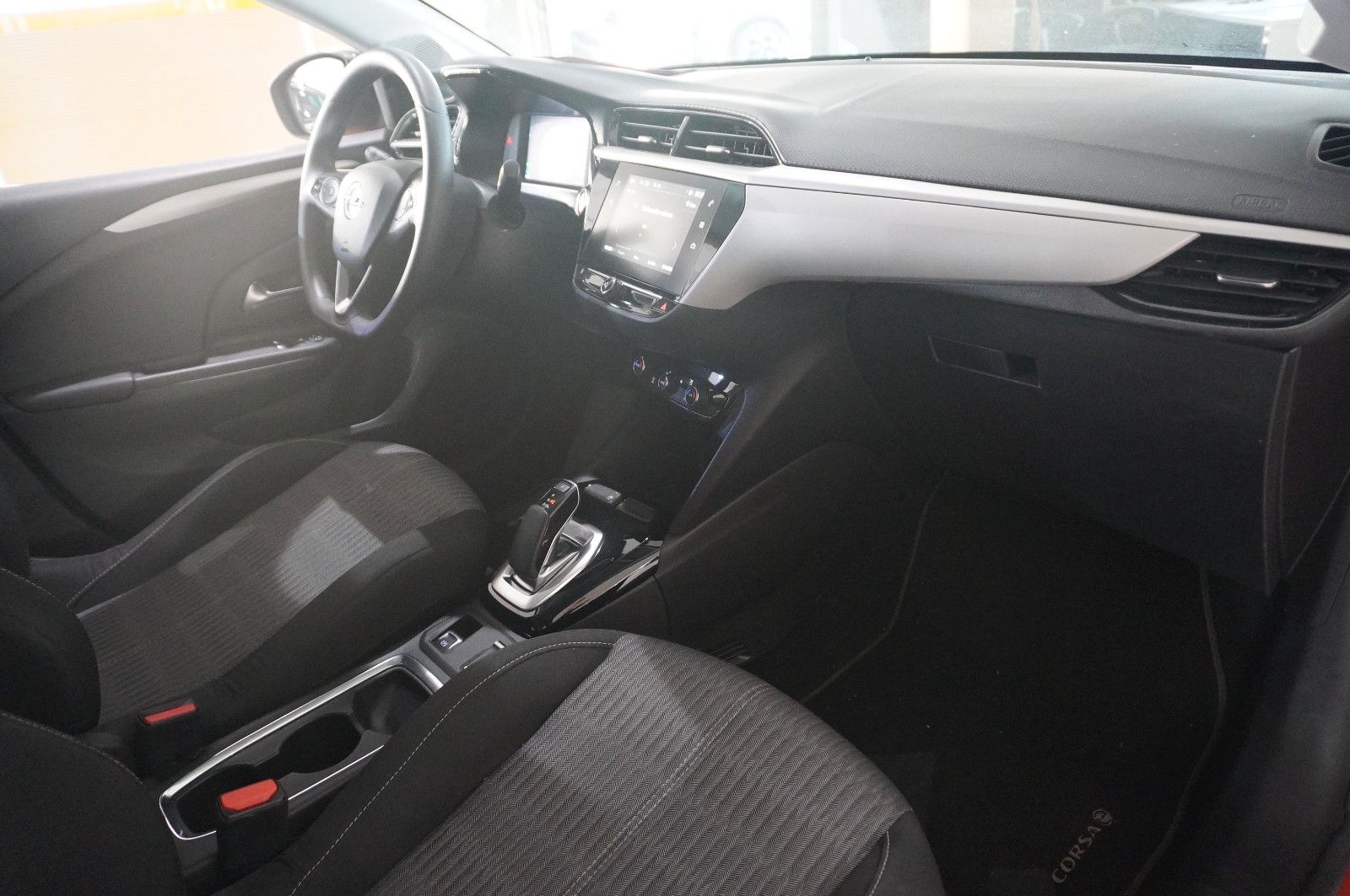 Fahrzeugabbildung Opel Corsa-e  EDITION 7,4kw/50kwh/Allwetter/SOH=91%