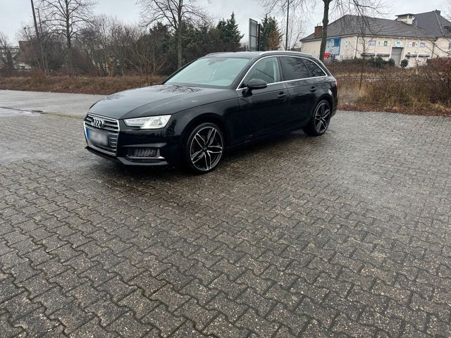 AUDI Audi A4 2018 2.0 Diesel 150PS  Top Zustand...
