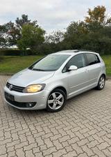 Volkswagen Golf Plus 1.6TDI Team Vollaustt... - Volkswagen Golf Plus Team mit Diesel-Antrieb
