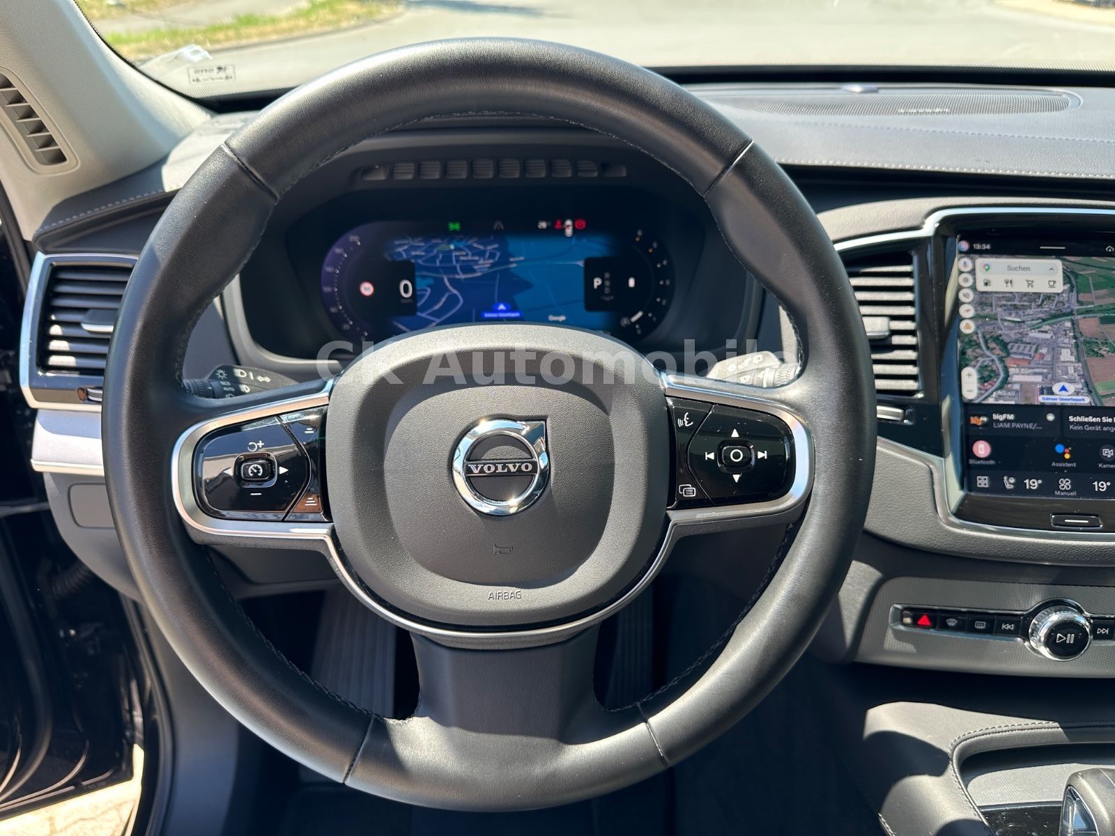 Fahrzeugabbildung Volvo XC90 B5 Plus Bright AWD 7Sitze/Navi/Pano/360°Kam