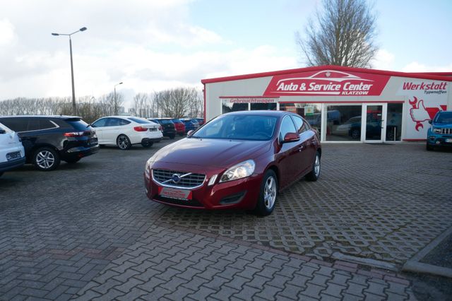 Volvo S60 T4 Momentum PDC SHZ KLIMA