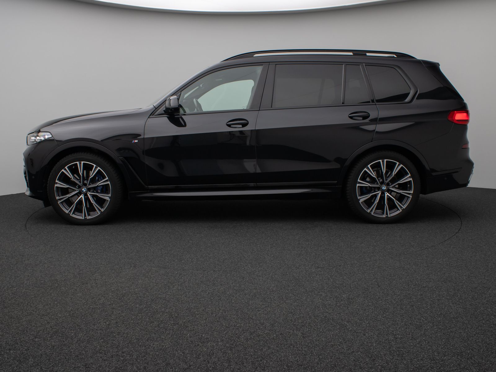 Fahrzeugabbildung BMW X7 xD40d M Sport 360°HUD DAB H/K SoftCl DisplKey