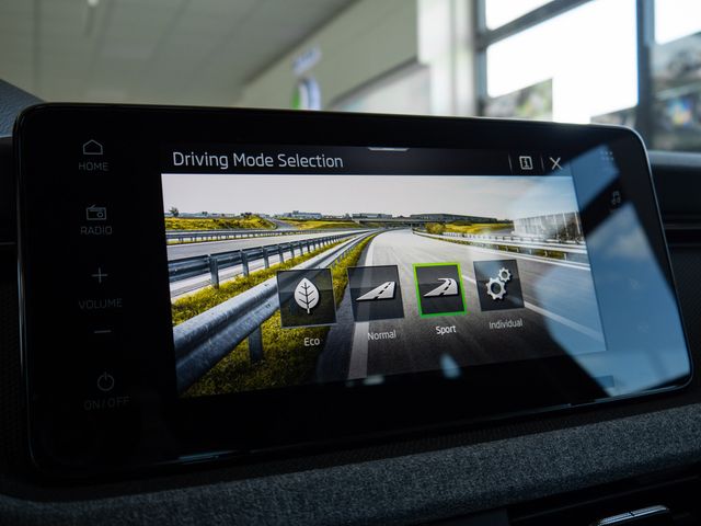 Scala 1.0 TSI Selection PDC SHZ KAMERA NAVI ACC