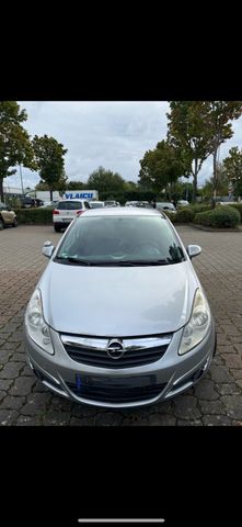 Opel Corsa D 1.4  2008