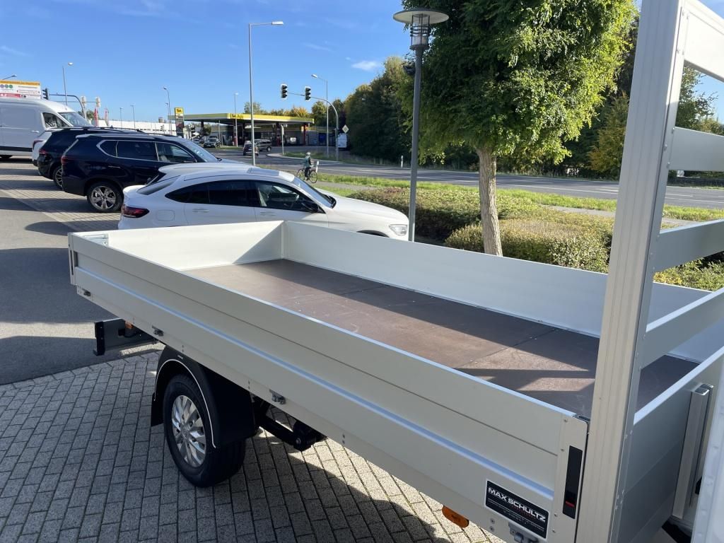 Fahrzeugabbildung Maxus Deliver9 CC 2.0 D L4H0 Pritsche *Luxury*SHZ*Klim