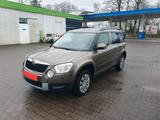 Skoda Yeti 1.2L  12/2010 - Skoda Yeti Gebrauchtwagen in Hamburg