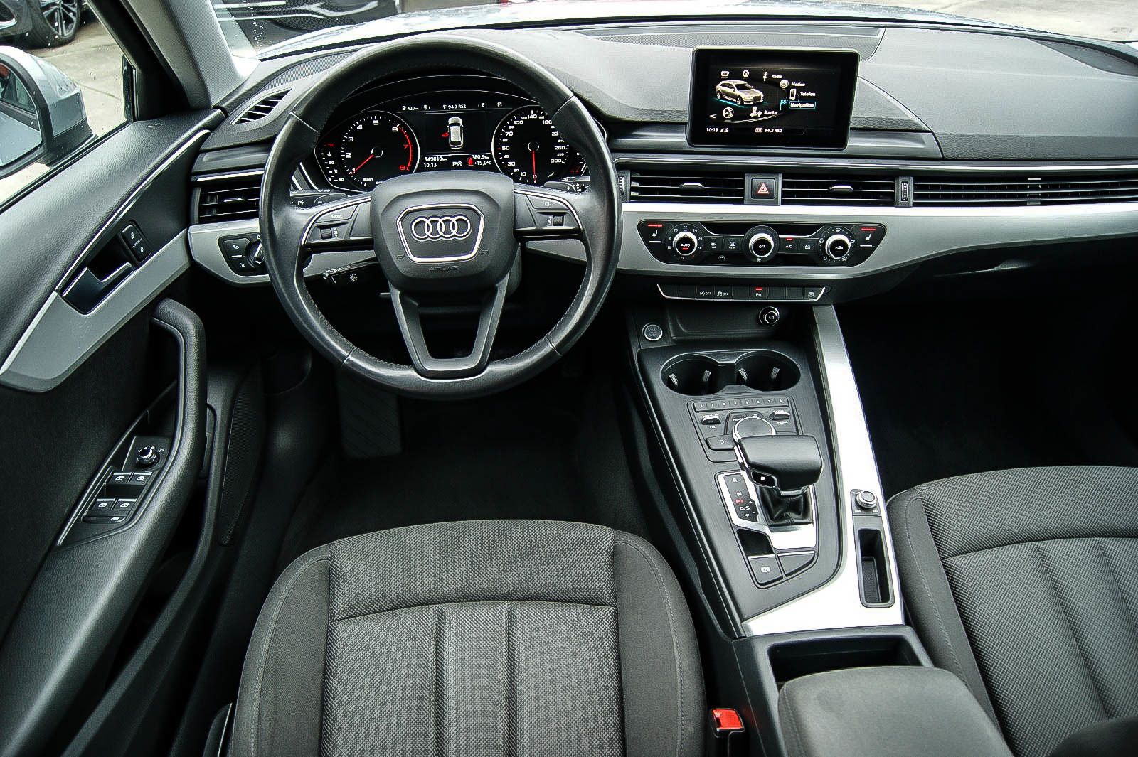 Fahrzeugabbildung Audi A4 Avant 14TFSI S-Tronic NAVI XENON ANHÄNGERKPLG