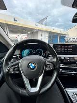 BMW 530e iPerformance - HUD - 19" - 4Zonen - ACC LED - BMW 5er Reihe mit Hybrid-Antrieb