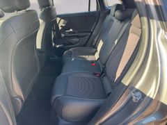 Fahrzeugabbildung Mercedes-Benz GLA 250e Style