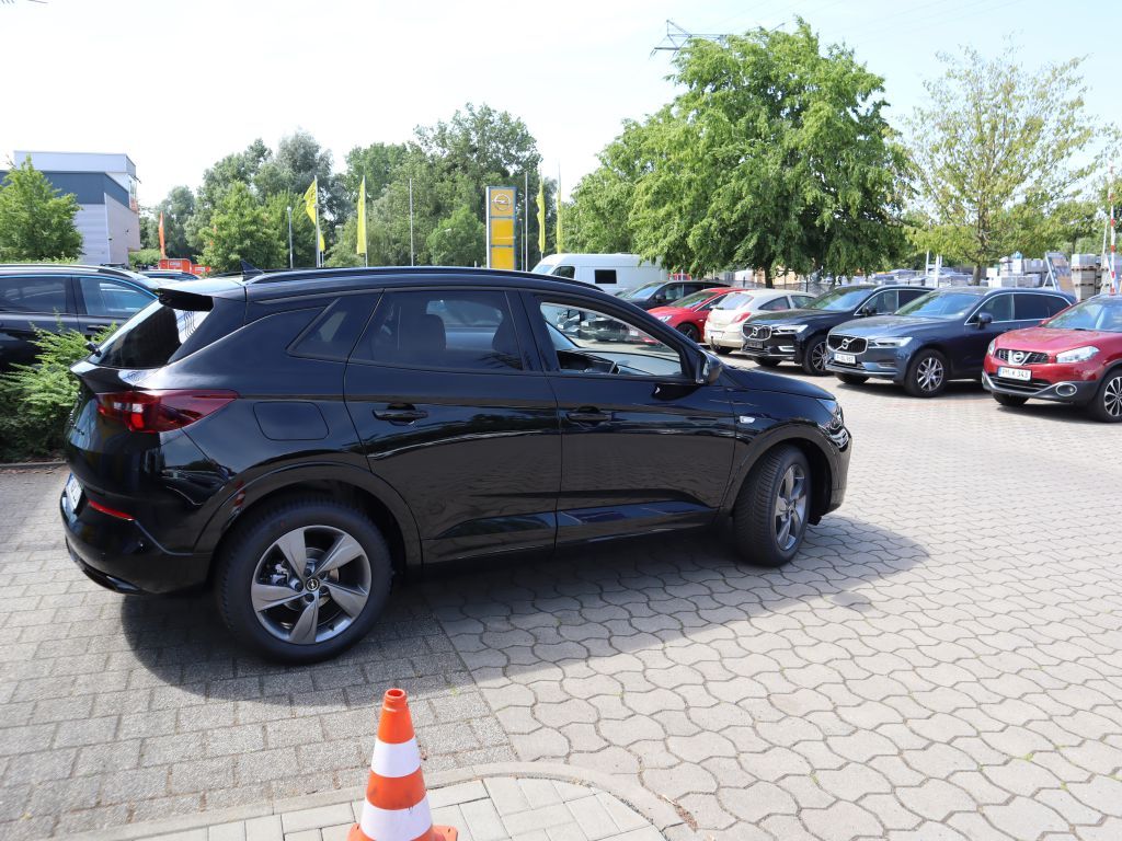 Fahrzeugabbildung Opel Grandland 1.2 DI GS+LED+Allwetter+AGR+NaviPro