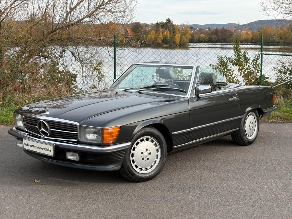 Mercedes-Benz SL 300