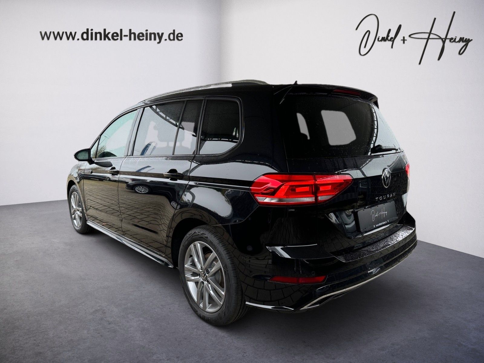 Fahrzeugabbildung Volkswagen Touran 1.5 TSI R-Line *7-SITZE*LED*KAMERA*ACC*