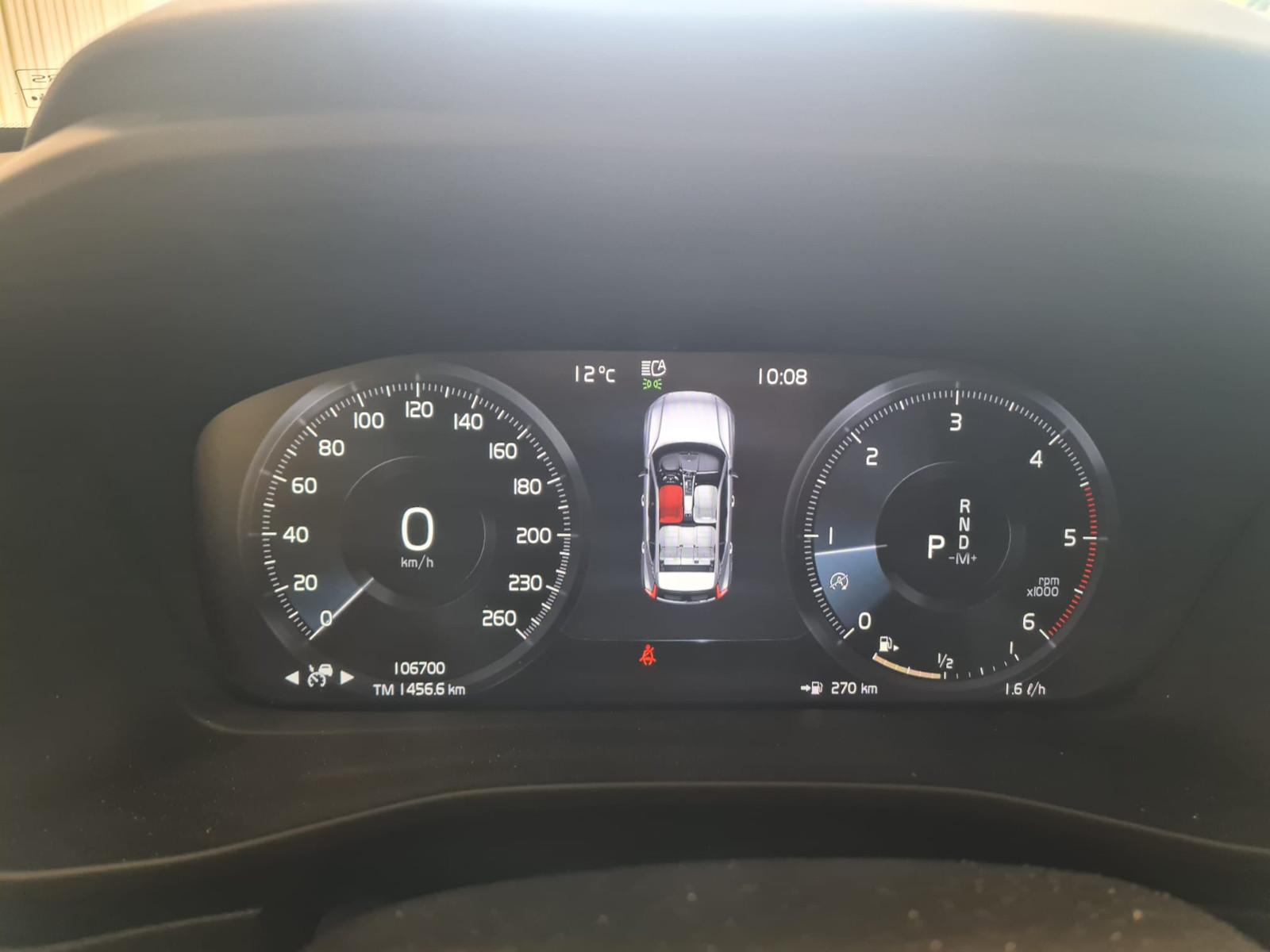 Volvo XC40 Momentum AWD/LED/Nav / 1.Hand,Kamera