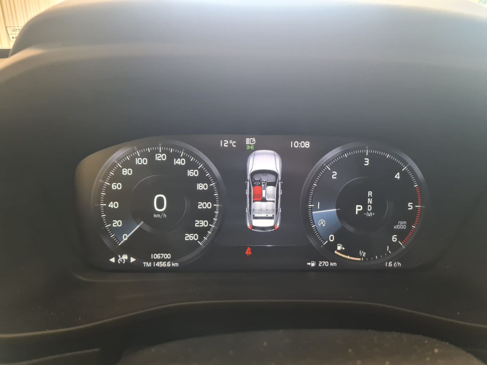 Fahrzeugabbildung Volvo XC40 Momentum AWD/LED/KLIMA/GARANTIE