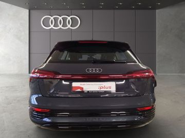 Audi Q8 e-tron - 5