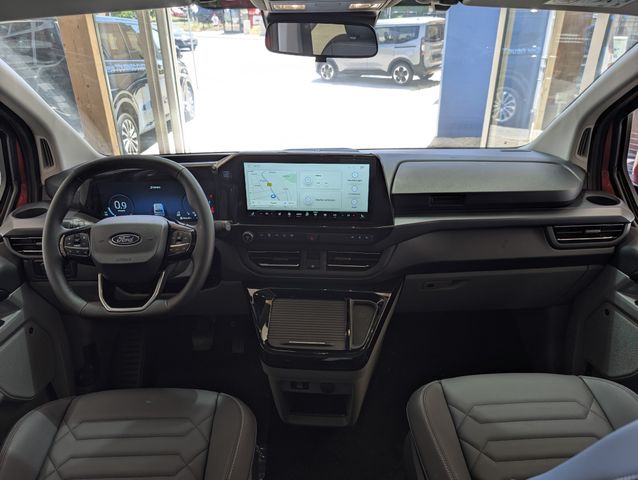 Ford Tourneo Custom 2.0 EcoBlue L1 Titanium