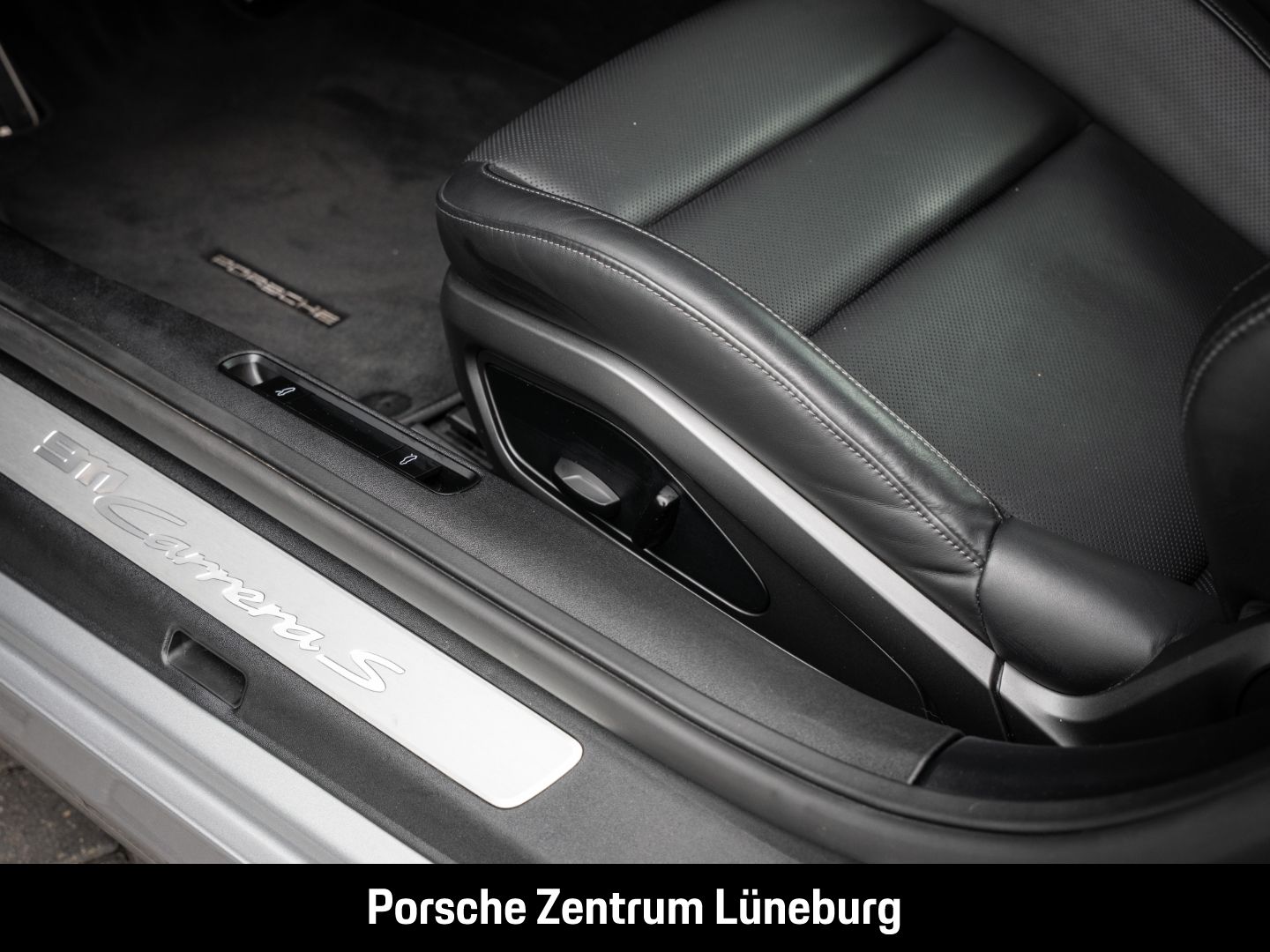 Porsche 992 911 Carrera S InnoDrive Sportfahrwerk BOSE foto 23