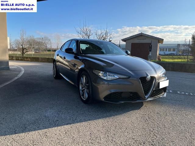 Alfa Romeo ALFA ROMEO Giulia 2.2 Turbodiesel 180 CV AT8 AWD