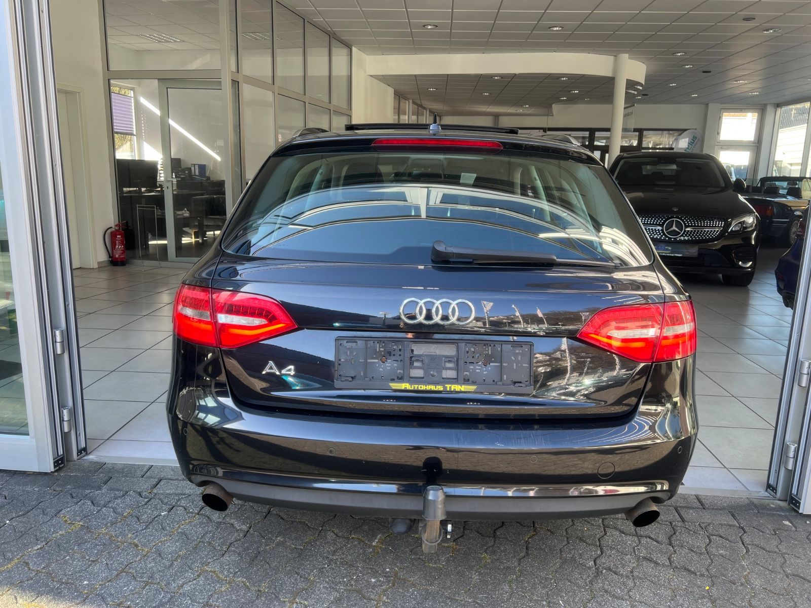 Fahrzeugabbildung Audi A4 Avant 2.0 TFSI Ambition *XENON/LED*AUTOMATIK*