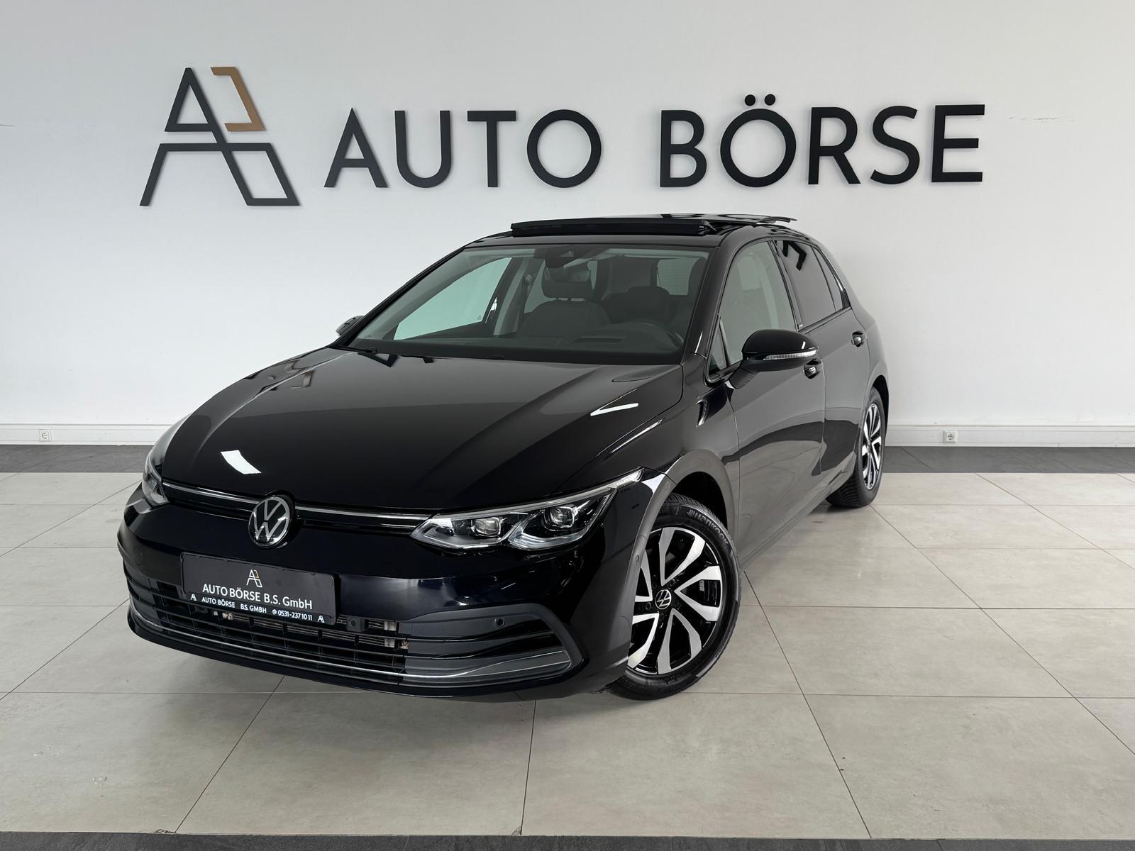 Volkswagen Golf VIII Lim. Life ACTIVE*PANO*HUD*CAM*MATRIX