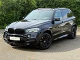 BMW X5 M50d°LED°PANO°VIRTUAL°ACC°HUD°H&K - BMW X5 M50: Automatik
