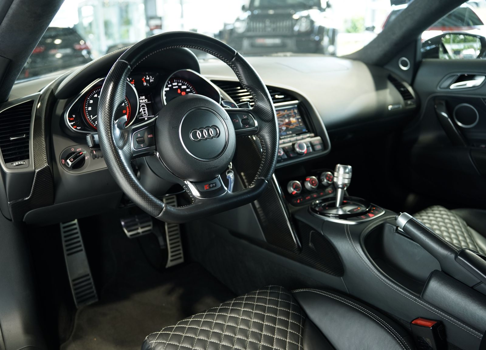 Audi R8