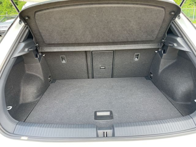 T-ROC R-line TSi DSG Navi Matrix