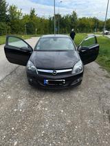 Opel Astra GTC 1.8 ECOTEC GTC OPC Line - Opel Astra: Gtc Opc Line