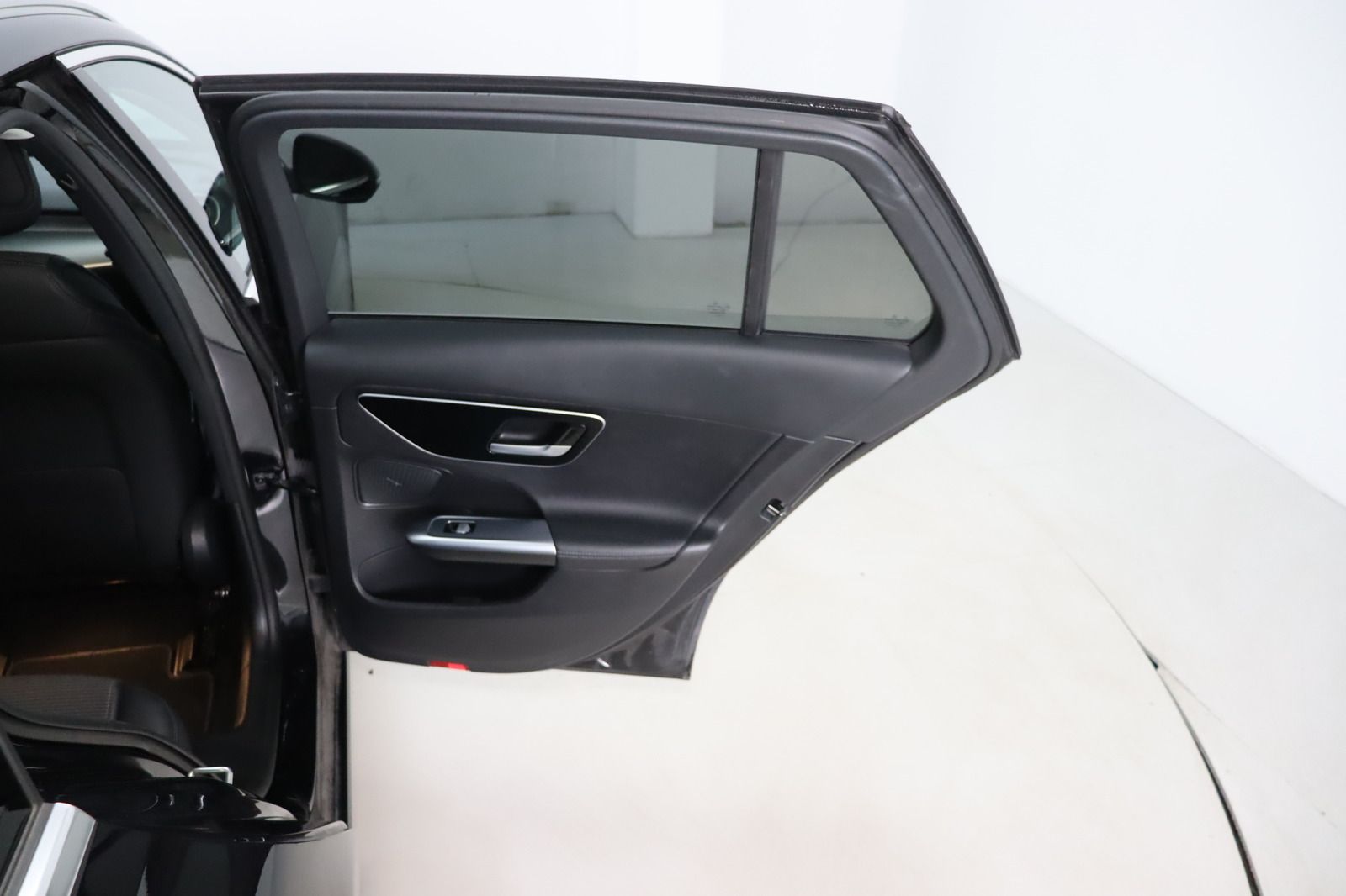 Fahrzeugabbildung Mercedes-Benz C 220 T d * LED * Standhzg. *