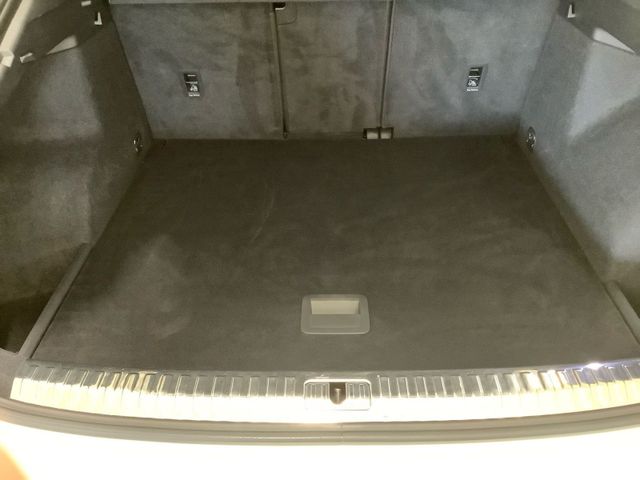 Q3 Sportback S line 35 TFSI 6-Gang,AHZV,LED,PDC