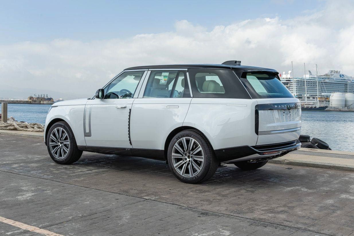 Land Rover EXPORT | AUTOBIOGRAPHY P530 SWB imagem 2