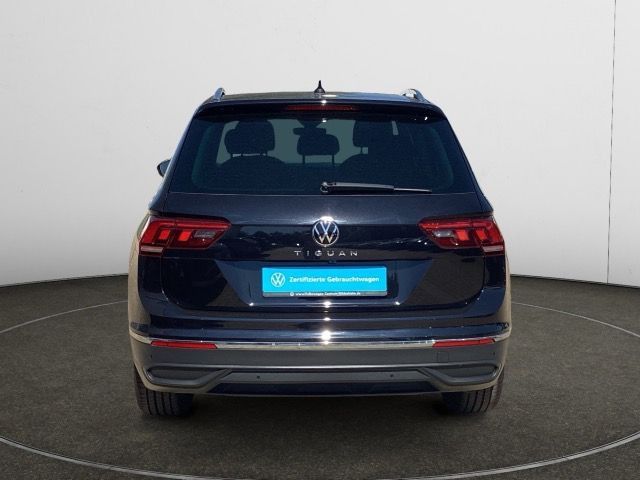 Volkswagen Tiguan 2.0 TDI DSG Move AHK Pano Kamera foto 4